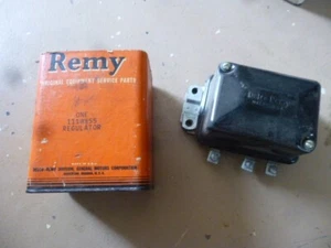 1118855 NOS Delco Voltage Regulator 1948 - 1955 Chevrolet W/ 1106757 Gen. 6 V - Picture 1 of 3