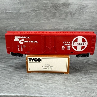 Vagón de carga rojo escala HO TYCO 50' 339A Santa Fe ATSF 12079 Foto 1 de 4