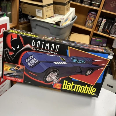 Kenner Batman 1992 - La serie animada BTAS Batimóvil Nuevo en caja Foto 1 de 4
