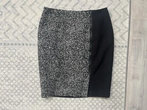 ANN TAYLOR Tweed Black Straight Pencil Skirt, Side Zip, Sz 6P, Free Shipping - Picture 1 of 4