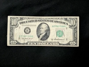 $10 US Federal Reserve Note Currency Bill - Picture 1 of 2