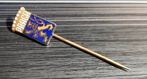 Praga Lapel Pin Blue White Enamelled - Dimensions 0 3/8x0 5/8in (A) - Picture 1 of 1
