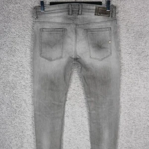 DIESEL MEN'S JEANS SLEENKER 0672J STRETCH W32 L32 SKINNY GRAY DENIM DISTRESSED - Picture 1 of 9