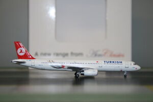Aeroclassics 1:400 Turkish Airlines Airbus A321-200 TC-JRH Die-Cast Model Plane