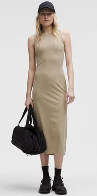 Vestido midi acanalado todo alineado lululemon talla 12 agotado del color roble transparente Foto 1 de 4