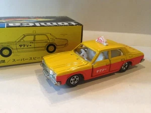 Tomica Black Box No.110 Toyota Crown Taxi 1/65 - Picture 1 of 3