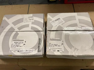 BMW Genuine Rear Brake Disc Set X5 X6 E70 E71 F15 F16. 34216886480 - Picture 1 of 4