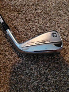2025 Wilson Staff RB Tech Driving Iron 18* 2 Iron Stiff Right Hand FLOOR MODEL - Picture 1 of 9