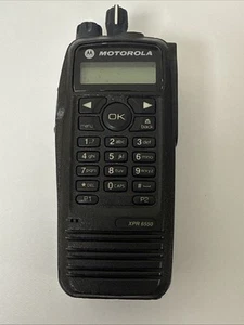 Motorola XPR6550 DMR radio dwukierunkowe - czarne model: AAH55QDH9LA1AN - Zdjęcie 1 z 7