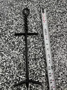 Lodge A5 Camp Dutch Oven Lid Stand 14.3 in L x 4-1/4 in W Black - Picture 1 of 8