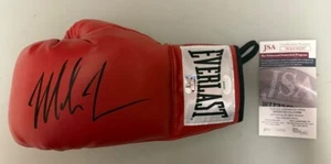 MIKE TYSON Hand Signed 16oz Boxing Glove  + JSA  COA - Foto 1 di 3