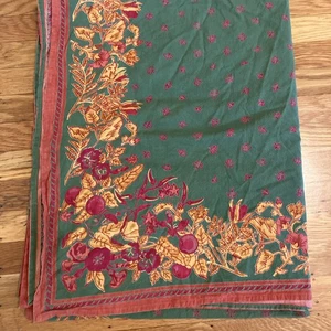 Williams Sonoma Tablecloth Marseille French Cotton 70"x 90" Green Thanksgiving - Picture 1 of 7