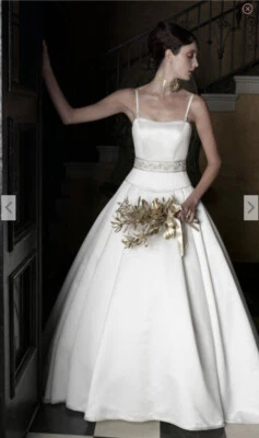 New $3,200 Casablanca ivory wedding dress satin strapless w/o straps Sz 10 WOW - Image 1 of 4