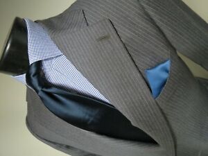 Recent Isaia Napoli Base- Musa side vented flat front hand finished suit 40 R