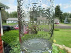 TREHP Milk Bottle Chicago Pure Milk Co 1614 N Hermitage Ave Chicago IL CLARK CO - Picture 1 of 2