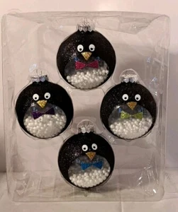 Vintage Rauch Glas Weihnachtsschmuck 2014 Box Set 4 runde Flausch Bauch Pinguine  - Bild 1 von 14