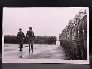Ansichtskarte Postkarte Feldpost Foto Luftwaffe Offizier viele Orden Stahlhelm - Bild 1 von 2