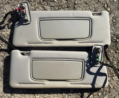 2006-2013 Volvo C70 OEM Driver & Passenger Convertible Sun Visors Gray Lighted - Изображение 1 из 4