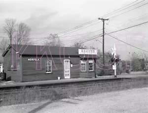 Canadian Pacific Railways (CP) Station at Norfolk, Alberta - 8x10 Photo - Picture 1 of 1