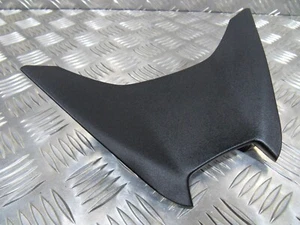 Original Yamaha YZF R6 vientre inferior V carenado de conexión panel 2017 a 2024 - Imagen 1 de 6