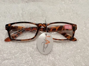 LA READERS WOMEN Readers READING GLASSES BROWN LEOPARD +2.50 New NWT - Picture 1 of 3