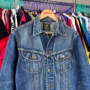 Vintage 80s Lee Blue Faded Distressed Denim Jacket Womens - Picture 1 of 10
