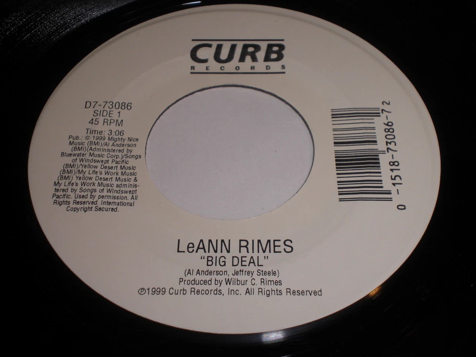 LeAnn Rimes - Big Deal / Leaving's Not Leaving 45 Foto 1 de 1