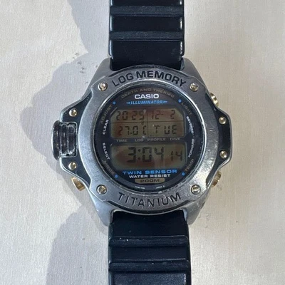 Casio DEP-700 Digital Dive Watch Titanium 200m Waterproof Water Temp Used - image 1 of 4