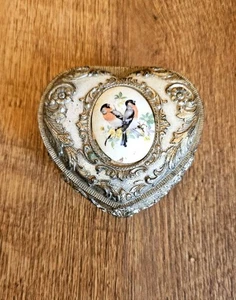 Vintage Mele "Bunting" Heart Shaped Jewellery Trinket Box Japan Bullfinch - Foto 1 di 4