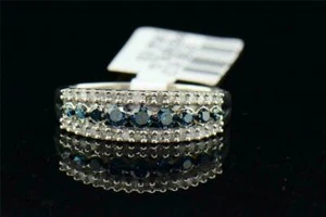 Anillo de compromiso de diamante azul corte redondo corte redondo de oro blanco de 10 K para damas - Imagen 1 de 6