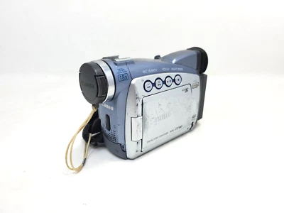 Canon ZR80 Gray 18x Optical Zoom MiniDV Digital Video Camera AS-IS PARTS/REPAIR - Image 1 of 4