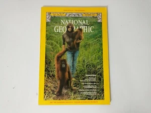 National Geographic Magazine VTG Back Issue October 1975 Orangutans Women Arabs - Bild 1 von 7
