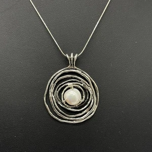 Israel 925 Sterling Silver White Pearl Spiral Round Pendant 18" Chain Necklace - Picture 1 of 8