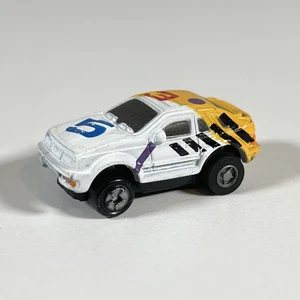 Micro Machines Snap Backs Ford Sierra Galoob 1990 Mini Car - Picture 1 of 7