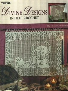 USED DIVINE DESIGNS 6 RELIGOUS WALL HANGINGS & DOILIES CROCHET PATTERN BOOK HTF - Picture 1 of 5