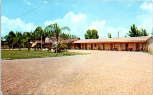 Florida Postcard Adams Motel Fourth Street St. Petersburg FL US 92 - Picture 1 of 2