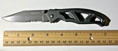 Gerber 7in Paraframe folding pocket knife w/ Serrated Blade USED, Fair Condition - Image 1 of 4