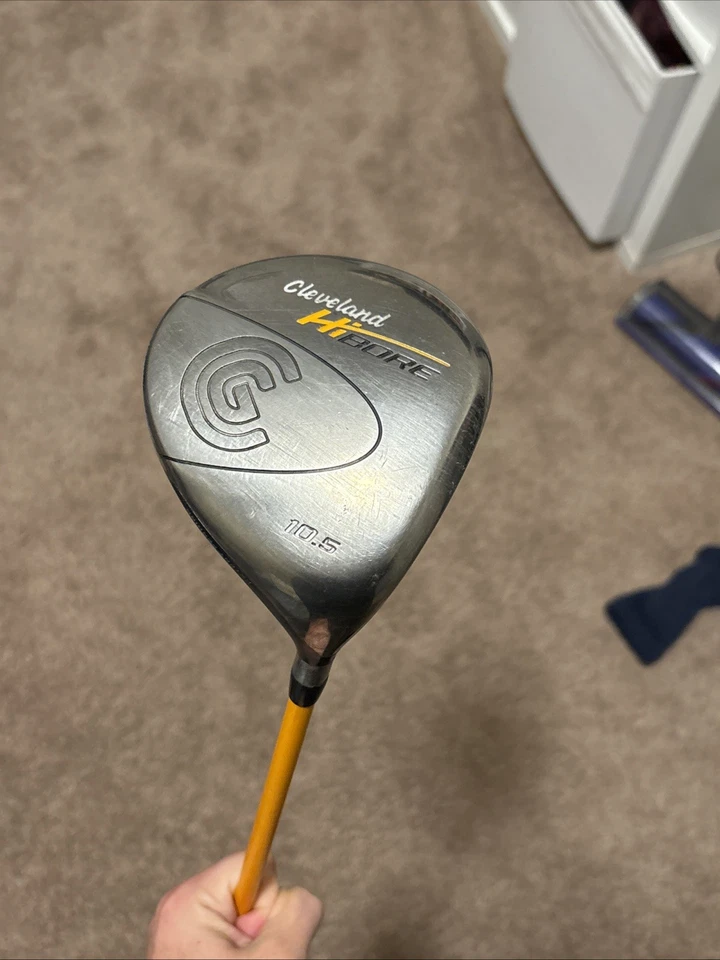 Cleveland HiBore Driver 10.5° Golf Club With Headcover - Image 1 of 4