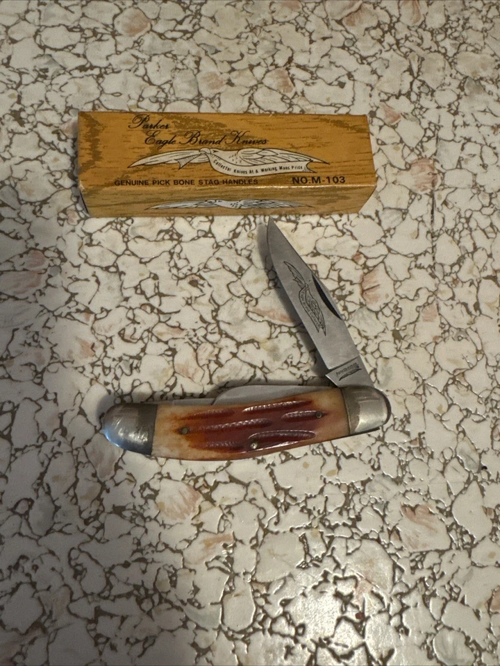 Navaja de Bolsillo de Tres Hojas con Mango de Ciervo de Hueso Pick Original Marca Parker Eagle M103 Foto 1 de 4
