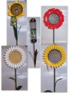 Fountasia Metal Bird Feeder designs Poppy, Daffodil, Sunflower, Daisy, Bullrush - Picture 1 of 6