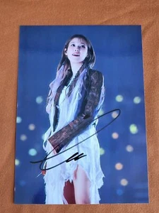 IU Lee Ji Eun handsigniertes signed Foto Autogramme Sammlerstücke 5*7 2024 - Bild 1 von 30