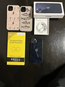 iPhone 13 89% battery health - Mint condition - Photo 1 sur 3