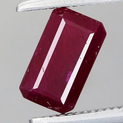 0.59ct Octagon 6.56x3.82mm Natural Heated Red Ruby, Africa Gemstone - Image 1 of 4