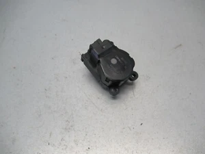 Actuador calefacción OPEL ASTRA J Caravan P10 U9518001 U32 año 2010 (282) - Imagen 1 de 7