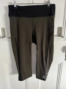 Lululemon Woman’s Athletic Pants black olive green size Womans 8 - Picture 1 of 5