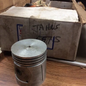 JAHNS Quality Pistons - 567S, set of 8, vintage part unknown application - Bild 1 von 3