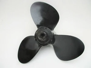 0381186 13" X 16 Pitch Aluminum Prop for OMC Stringer Sterndrive Pin Drive - Picture 1 of 4