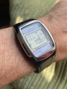 VINTAGE CASIO WATCH 2568 DB-E30 TOUGH SOLAR DATA BANK DIGITAL WATCH Black rare - Picture 1 of 6