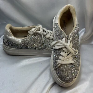 Betsey Johnson Silver White Rhinestone Sneakers Glitter Glam Sparkle Shoes Sz 8 - Picture 1 of 10