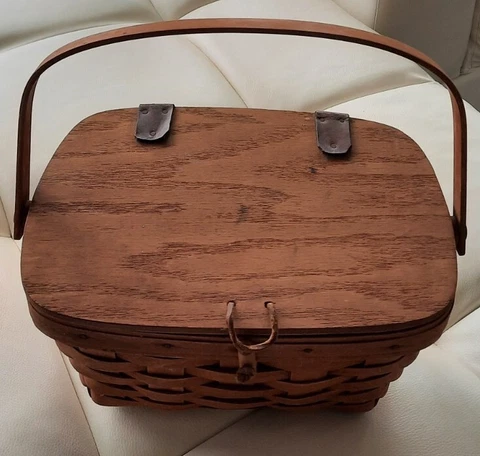Vintage Longaberger Lidded Basket Leather Hinged 12"l  x 7.5"w x 6"d Handle Cover